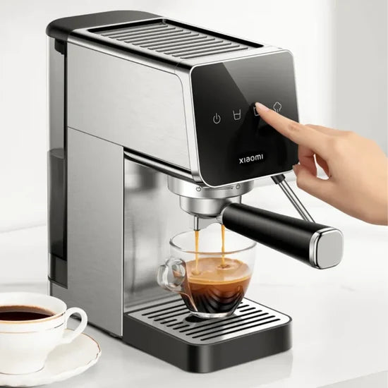 Xiaomi semi-automatic espresso machine with 20 bar pump and built-in milk frother
ماكينة إسبريسو شبه أوتوماتيكية Xiaomi بمضخة ضغط 20 بار ورغّاية حليب مدمجة