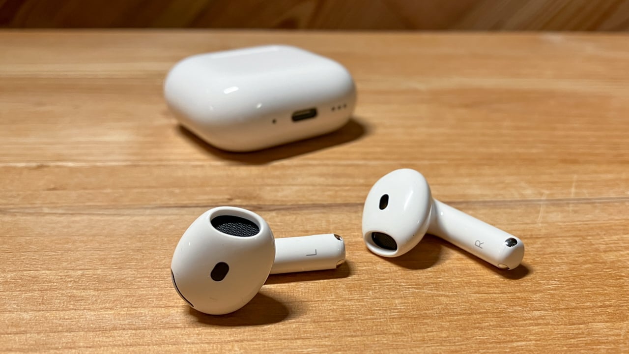 AirPods 4 Wireless Earbuds